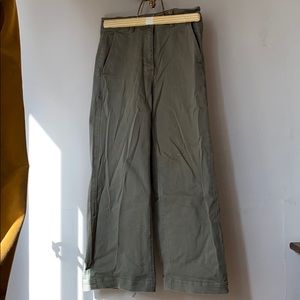Everlane wise leg green khaki pant